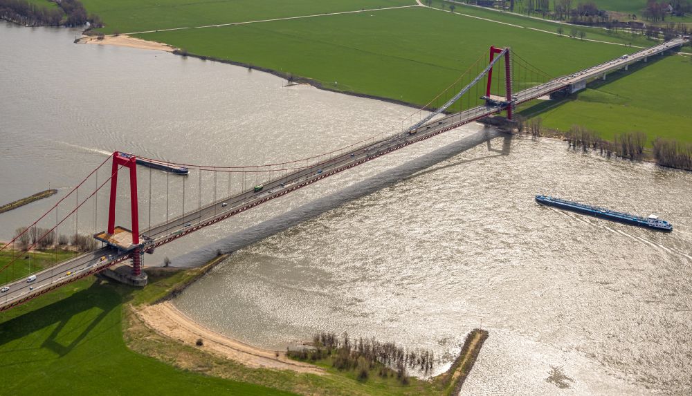 Luftaufnahme Emmerich - Rheinbrücke Emmerich in Nordrhein-Westfalen