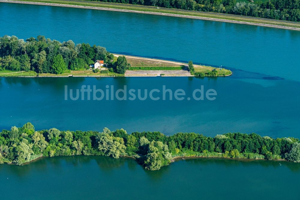 Luftaufnahme Rhinau - Rheininsel Rhinau am Oberrhein. Naturschutzgebiet in Rhinau in Grand Est, Frankreich