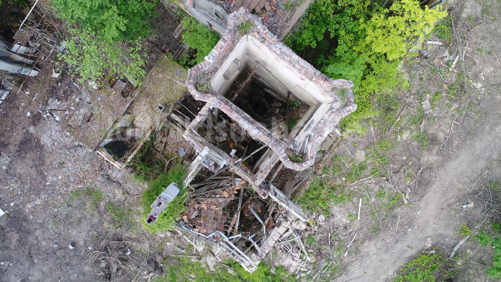 Luftbild Remagen - Ruine des ehemaligen Restaurant und Hotel Waldburg auf dem Viktoriaberg in Remagen im Bundesland Rheinland-Pfalz, Deutschland