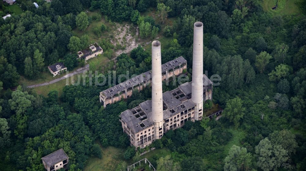 Luftbild Eisenhüttenstadt - Ruine des HKW Heizkraftwerk in Eisenhüttenstadt im Bundesland Brandenburg, Deutschland