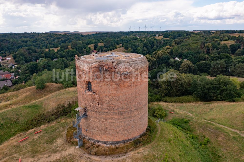 Luftaufnahme Stolpe - Ruine und Mauerreste der Burgruine Stolper Turm - Grützpott in Stolpe im Bundesland Brandenburg, Deutschland