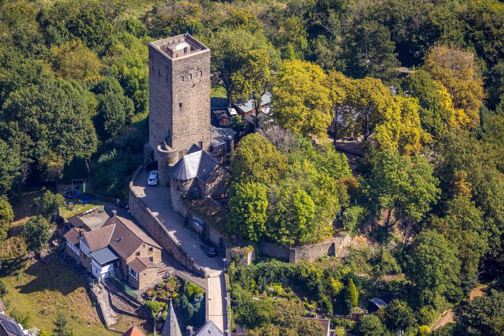 Luftbild Hattingen - Ruine und Mauerreste der ehemaligen Burganlage Blankenstein der Veste in Hattingen im Bundesland Nordrhein-Westfalen