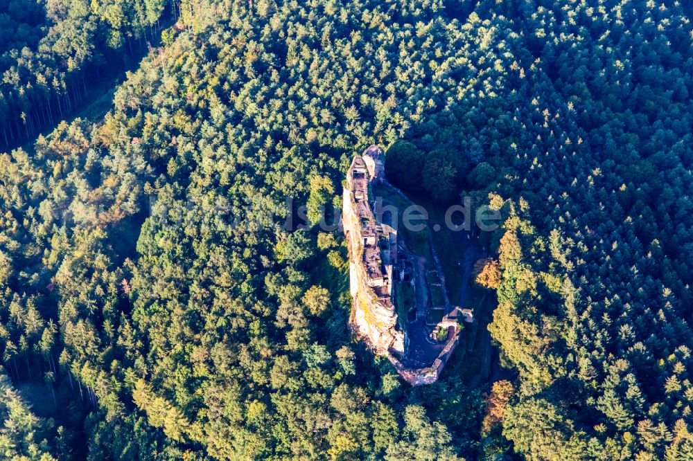 Luftbild Lembach - Ruine und Mauerreste der ehemaligen Burganlage Burg Fleckenstein in Lembach in Alsace-Champagne-Ardenne-Lorraine, Frankreich