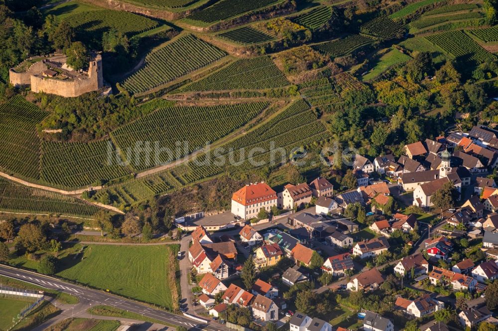 Luftbild Kenzingen - Ruine und Mauerreste der ehemaligen Burganlage der Veste Hecklingen in Kenzingen im Bundesland Baden-Württemberg, Deutschland