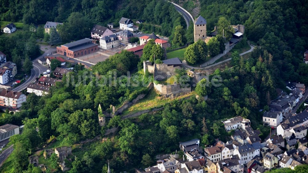 Bendorf von oben - Ruine und Mauerreste der ehemaligen Burganlage der Veste am Saynsteig in Sayn im Bundesland Rheinland-Pfalz, Deutschland