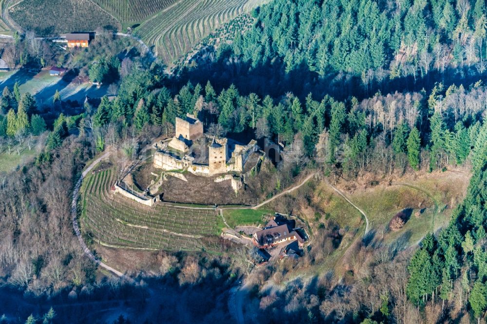 Luftbild Oberkirch - Ruine und Mauerreste der ehemaligen Burganlage der Veste Schauenburg in Oberkirch im Bundesland Baden-Württemberg, Deutschland