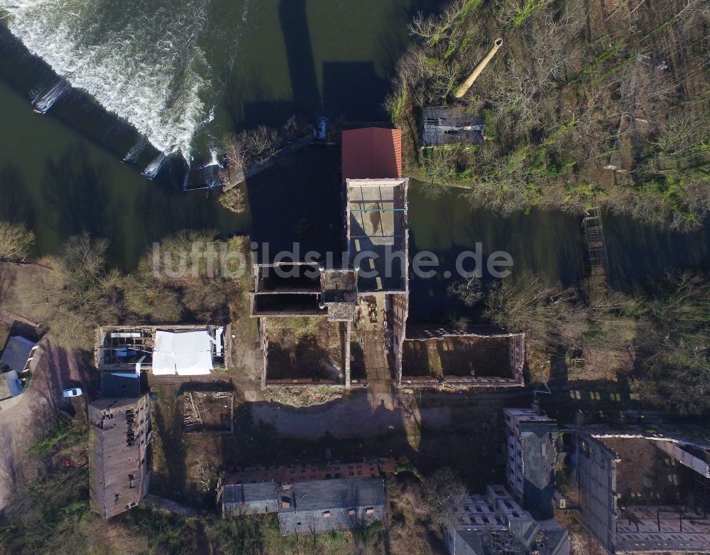 Halle (Saale) aus der Vogelperspektive: Ruine Papiermühle in Halle (Saale) im Bundesland Sachsen-Anhalt, Deutschland