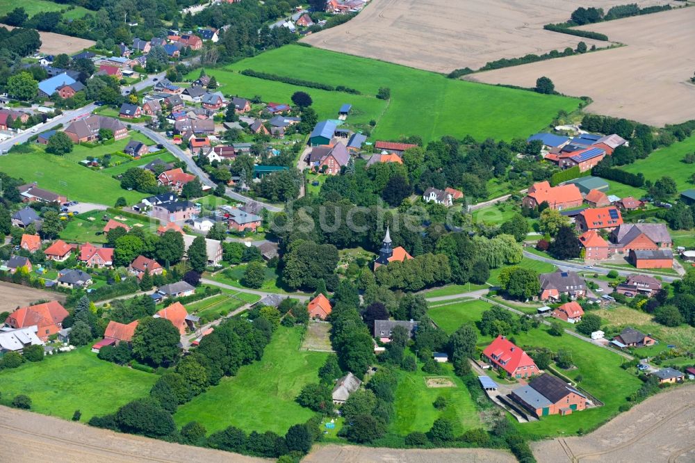 Luftaufnahme Brunstorf - Rundlings- Dorf - Ansicht in Brunstorf im Bundesland Schleswig-Holstein, Deutschland