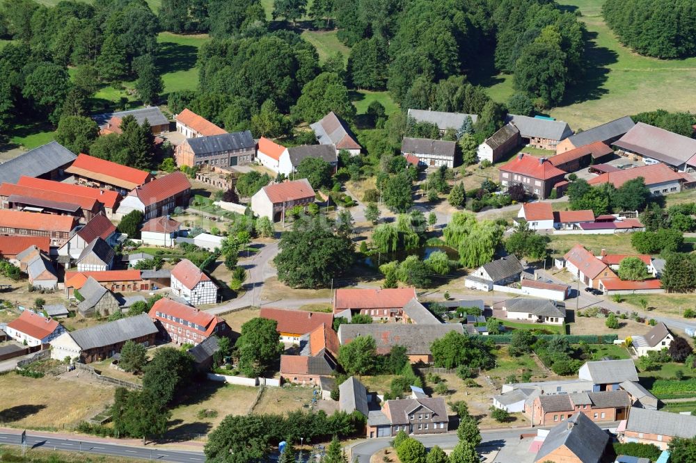 Luftbild Cheinitz - Rundlings- Dorf - Ansicht in Cheinitz im Bundesland Sachsen-Anhalt, Deutschland
