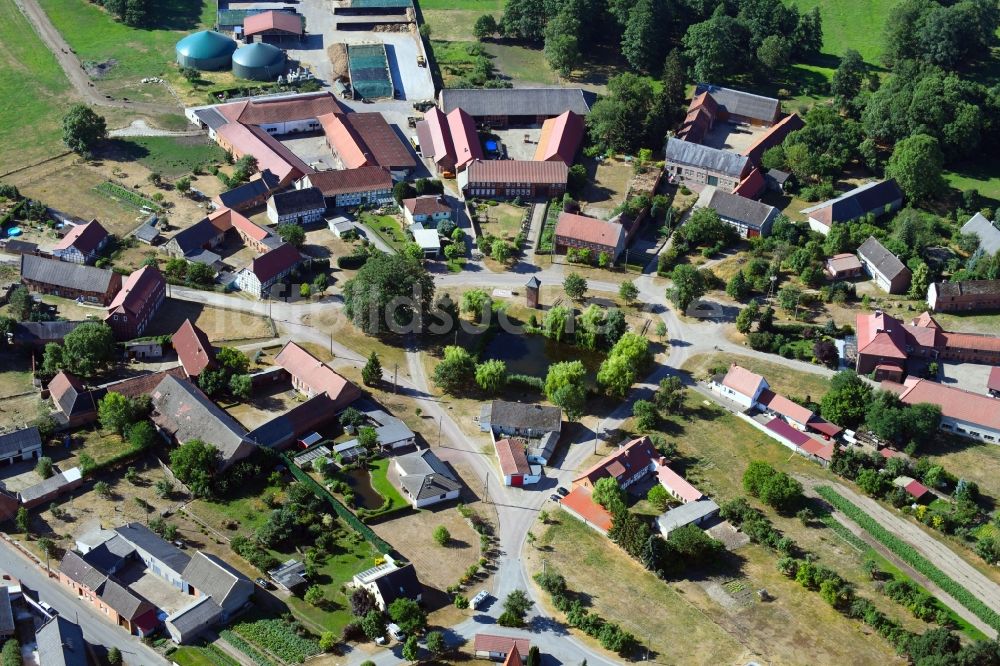 Luftaufnahme Cheinitz - Rundlings- Dorf - Ansicht in Cheinitz im Bundesland Sachsen-Anhalt, Deutschland