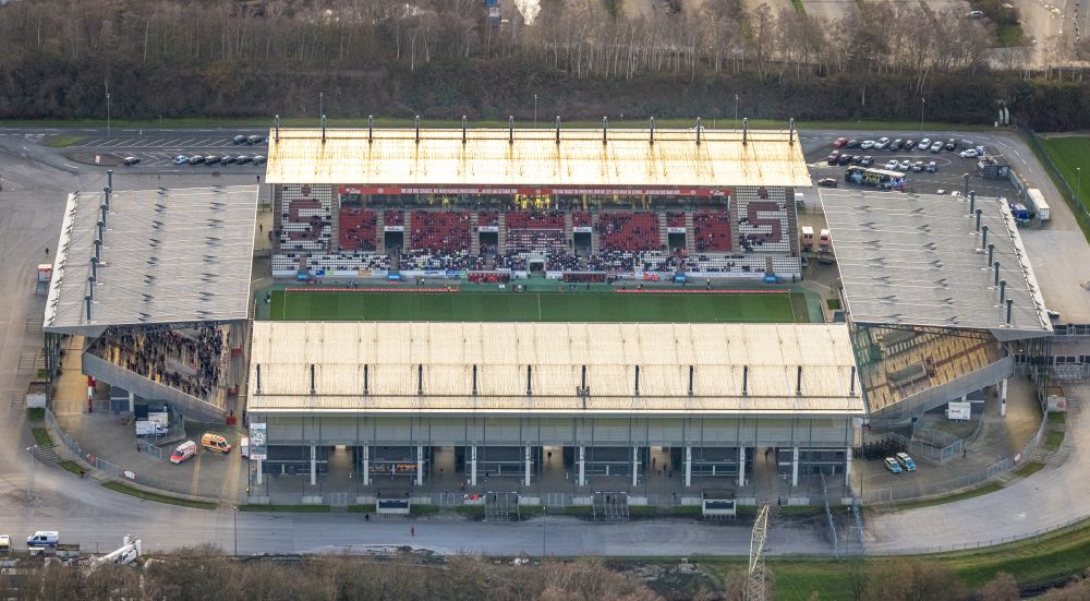 Essen aus der Vogelperspektive: RWE - Rot-Weiß Stadion in Essen im Bundesland Nordrhein-Westfalen
