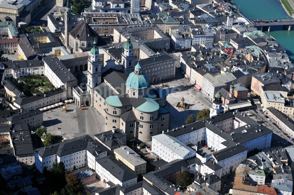 Salzburg aus der Vogelperspektive: Salzburger Dom im Bundesland Salzburg in Österreich