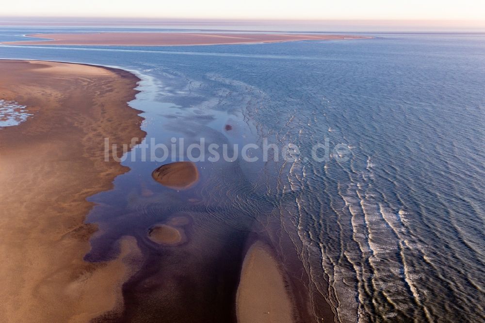 Fanö aus der Vogelperspektive: Sandbank- Landfläche am Weststrand der Nordsee bei Flut in Fanö in Region Syddanmark, Dänemark