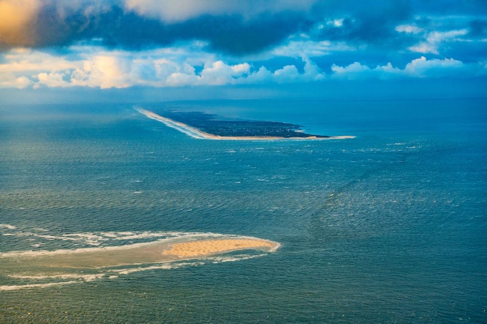 Luftaufnahme Hörnum - Sandbank - Strukturen in der Nordsee mit Seehunden vor Hörnum (Sylt) im Bundesland Schleswig-Holstein, Deutschland