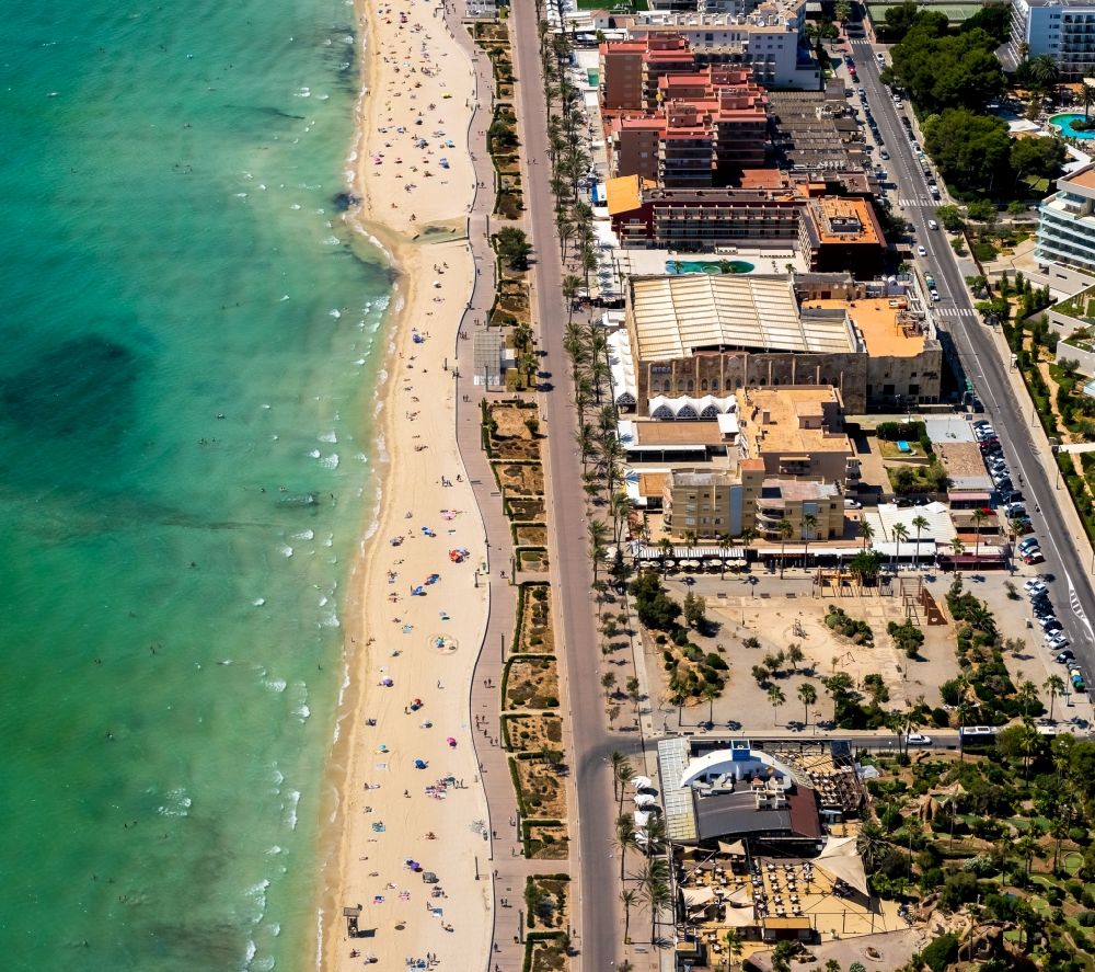 Luftbild Palma - Sandstrand- Landschaft des Mittelmeeres in Palma in Balearische Insel Mallorca, Spanien