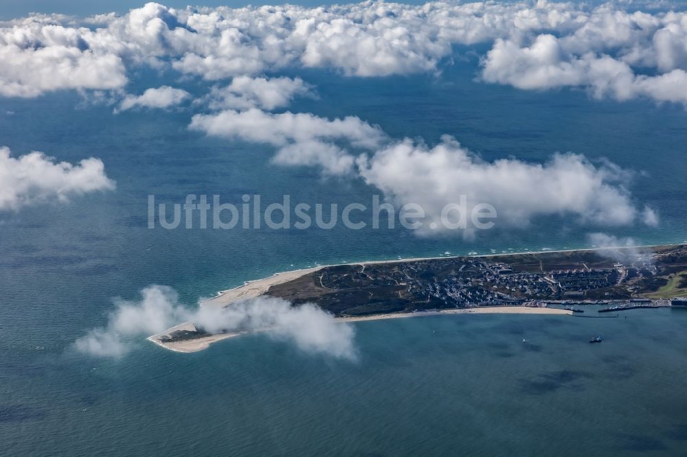 Luftbild Hörnum (Sylt) - Sandstrand- Landschaft der Nordsee - Insel in Hörnum (Sylt) im Bundesland Schleswig-Holstein, Deutschland