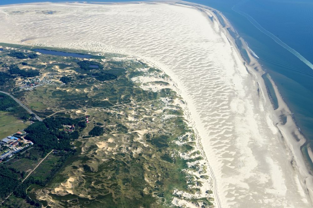 Luftbild Nebel - Sandstrand- Landschaft an der Nordsee - Küste in Nebel im Bundesland Schleswig-Holstein