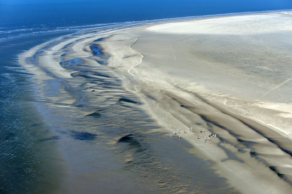 Luftbild Sankt Peter-Ording - Sandstrand- Landschaft an der Nordsee - Küste im Ortsteil Sankt Peter-Ording in Sankt Peter-Ording im Bundesland Schleswig-Holstein