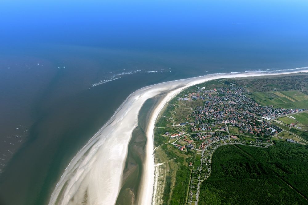 Luftbild Langeoog - Sandstrand- Landschaft an der Nordsee in Langeoog im Bundesland Niedersachsen