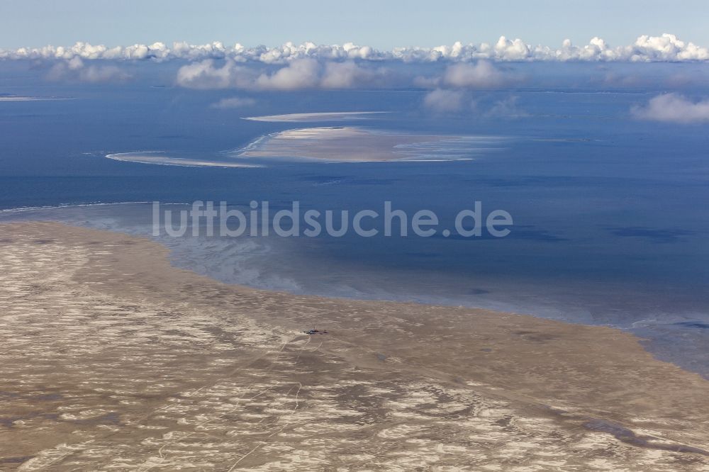 Luftaufnahme Pellworm - Sandstrand- Landschaft an der Nordsee in Pellworm im Bundesland Schleswig-Holstein, Deutschland