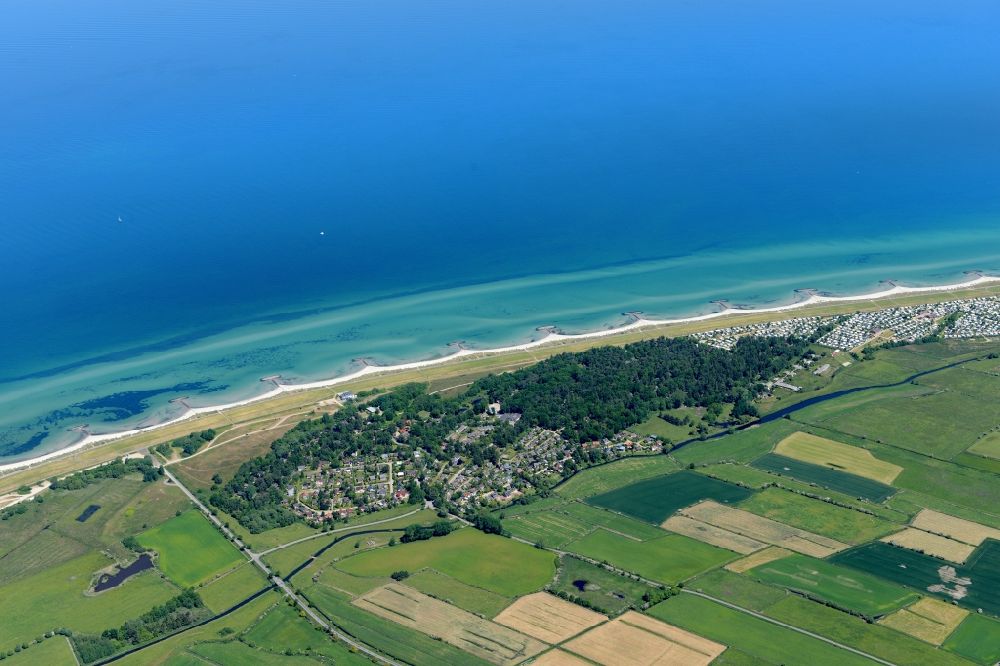 Heidkate aus der Vogelperspektive: Sandstrand- Landschaft an der Ostsee in Heidkate im Bundesland Schleswig-Holstein