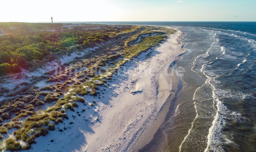 Luftbild Dueodde - Sandstrand- Landschaft der Ostsee- Insel Bornholm in Dueodde in Region Hovedstaden, Dänemark