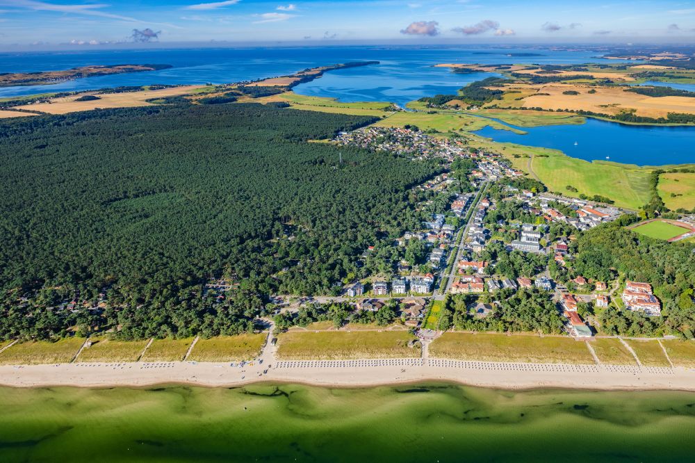 Luftbild Ostseebad Baabe - Sandstrand- Landschaft der Ostsee an der Strandstraße in Baabe im Bundesland Mecklenburg-Vorpommern, Deutschland