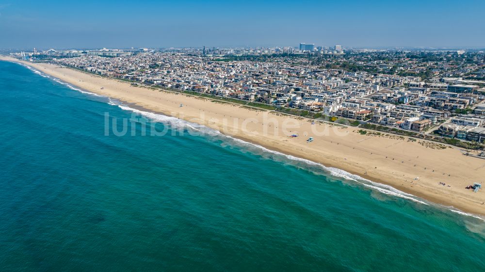 Luftbild Manhattan Beach - Sandstrand- Landschaft Stiller Ozean in Manhattan Beach in Kalifornien, USA