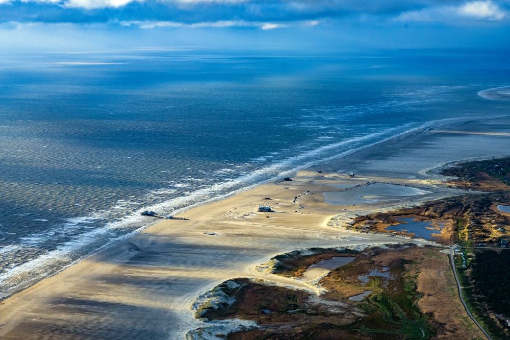 Luftaufnahme Sankt Peter-Ording - Sandstrand- Strukturen Landschaft an der Nordsee- Küste in Sankt Peter-Ording im Bundesland Schleswig-Holstein