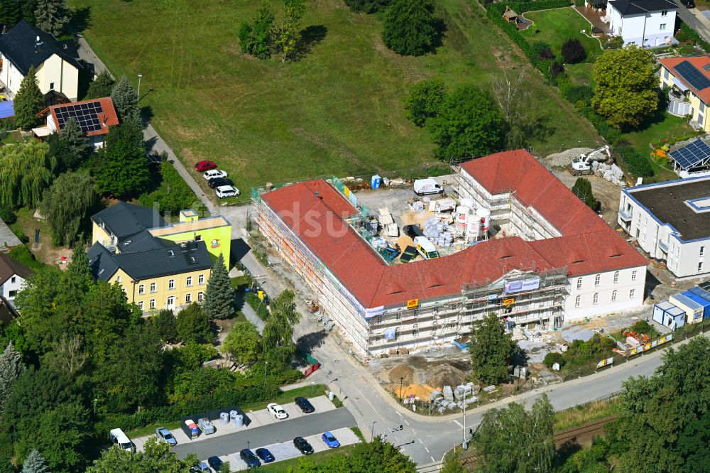 Luftaufnahme Kamenz - Sanierung eines Gebäudekomplexes des alten Krankenhauses Kamenz und ehemaligen Barmherzigkeitsstifte in Kamenz im Bundesland Sachsen, Deutschland