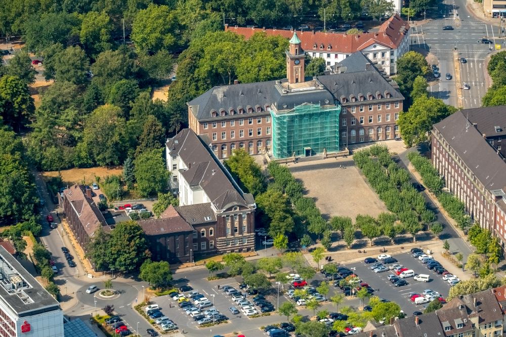 Luftaufnahme Herne - Sanierung der Gebäude der Stadtverwaltung - Rathaus in Herne im Bundesland Nordrhein-Westfalen, Deutschland