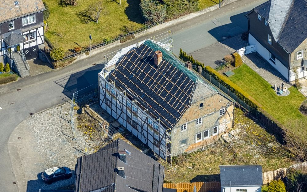 Ostwig aus der Vogelperspektive: Sanierung eines Gebäudekomplexes Gasthof Alte Post in Ostwig im Bundesland Nordrhein-Westfalen, Deutschland