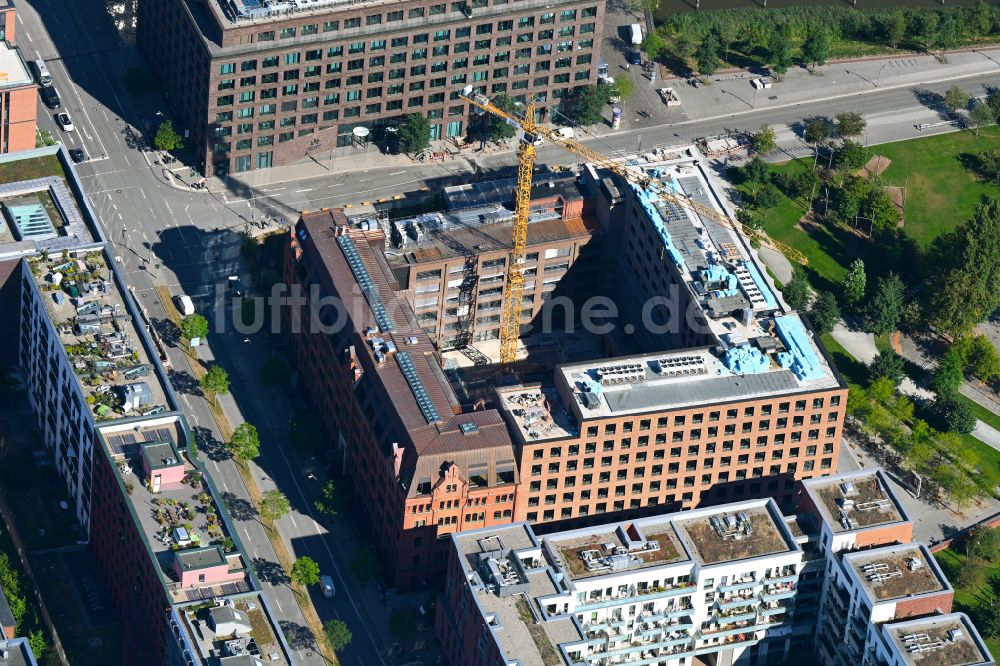Hamburg von oben - Sanierung eines Gebäudekomplexes und Neubau Am Lohsepark an der Shanghaiallee im Ortsteil HafenCity in Hamburg, Deutschland