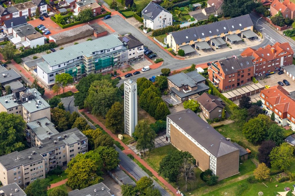 Werne von oben - Sanierung eines Gebäudekomplexes zur Schaffung von Penthouse-Wohnungen bei St. Johannes in Werne im Bundesland Nordrhein-Westfalen, Deutschland