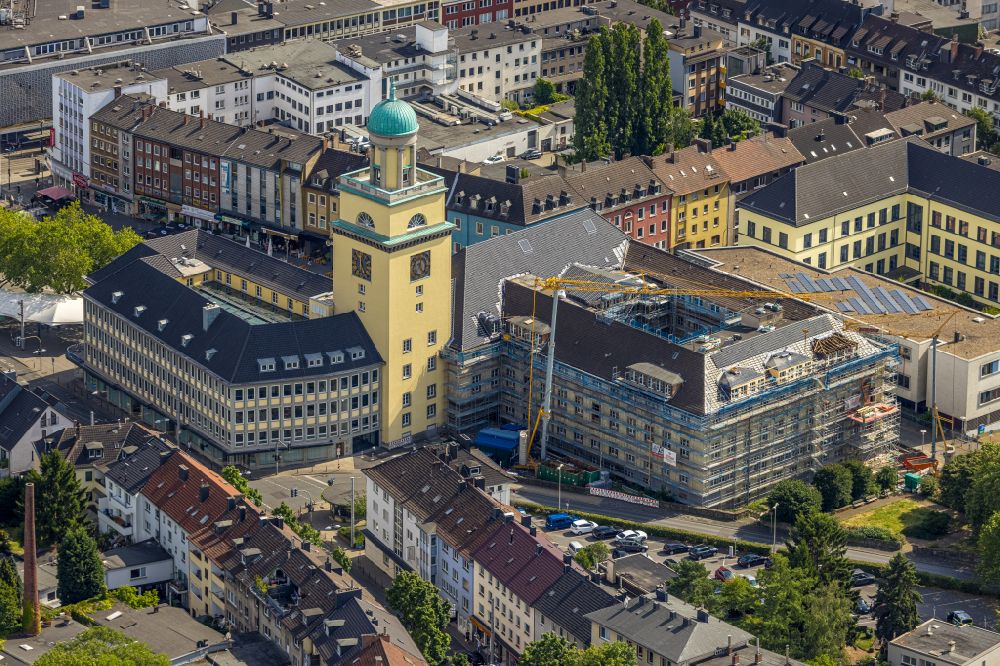 Luftaufnahme Witten - Sanierung des Hochhaus- Gebäude der Stadtverwaltung - Rathaus in Witten im Bundesland Nordrhein-Westfalen, Deutschland