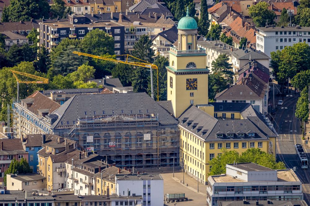 Luftbild Witten - Sanierung des Hochhaus- Gebäude der Stadtverwaltung - Rathaus in Witten im Bundesland Nordrhein-Westfalen, Deutschland