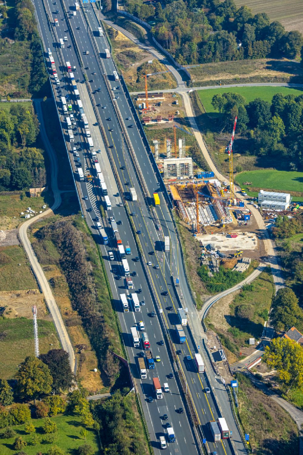 Luftbild Unna - Sanierung und Instandsetzung des Autobahn- Brückenbauwerk Liedbachtalbrücke BAB A1 in Unna im Bundesland Nordrhein-Westfalen, Deutschland