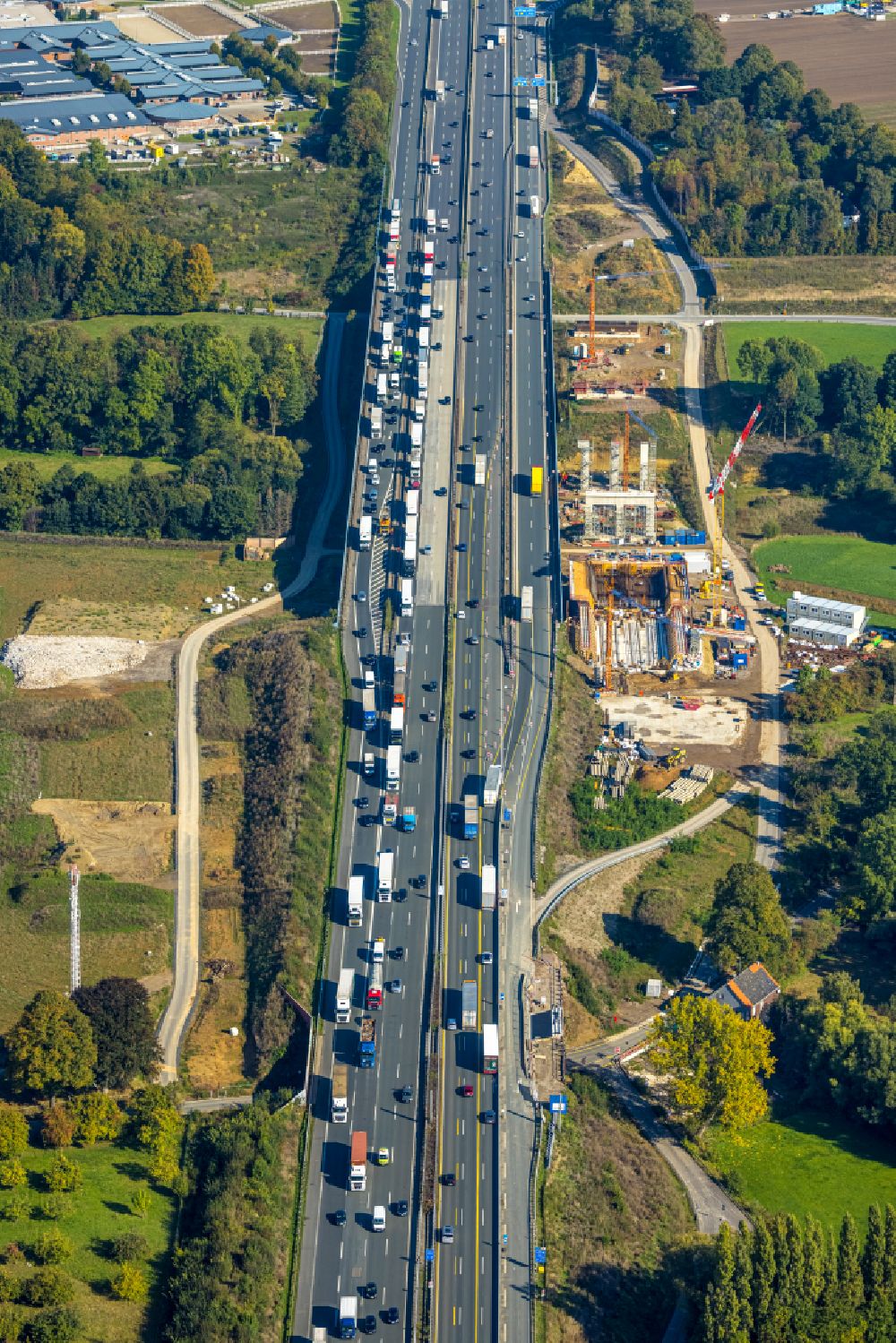 Luftaufnahme Unna - Sanierung und Instandsetzung des Autobahn- Brückenbauwerk Liedbachtalbrücke BAB A1 in Unna im Bundesland Nordrhein-Westfalen, Deutschland