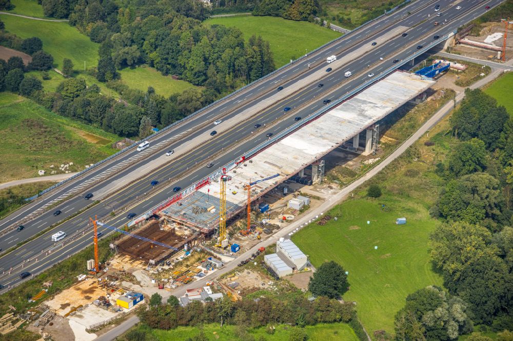 Unna von oben - Sanierung und Instandsetzung des Autobahn- Brückenbauwerk Liedbachtalbrücke BAB A1 in Unna im Bundesland Nordrhein-Westfalen, Deutschland