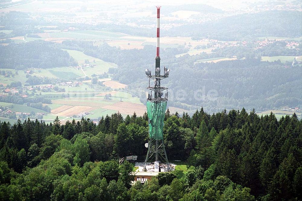 Luftaufnahme Deggendorf - Sanierung des Sendemastes von Deggendorf