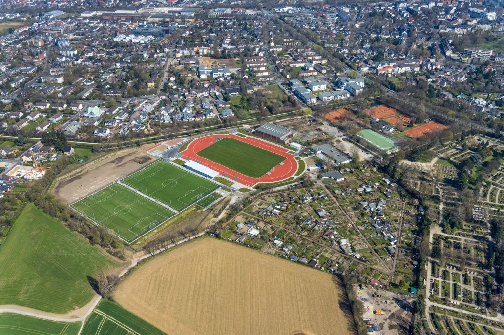 Luftaufnahme Dinslaken - Sanierung der Sportplatzanlagen in Dinslaken im Bundesland Nordrhein-Westfalen