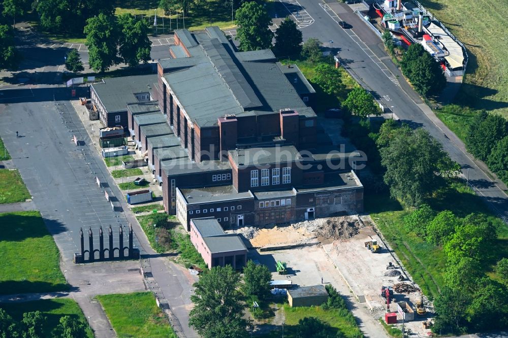 Luftaufnahme Magdeburg - Sanierung der Veranstaltungshalle Stadthalle Magdeburg in Magdeburg im Bundesland Sachsen-Anhalt, Deutschland