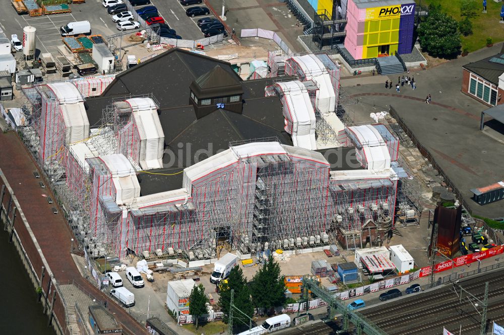 Luftbild Hamburg - Sanierungsbaustelle Veranstaltungshalle Deichtorhallen in Hamburg, Deutschland