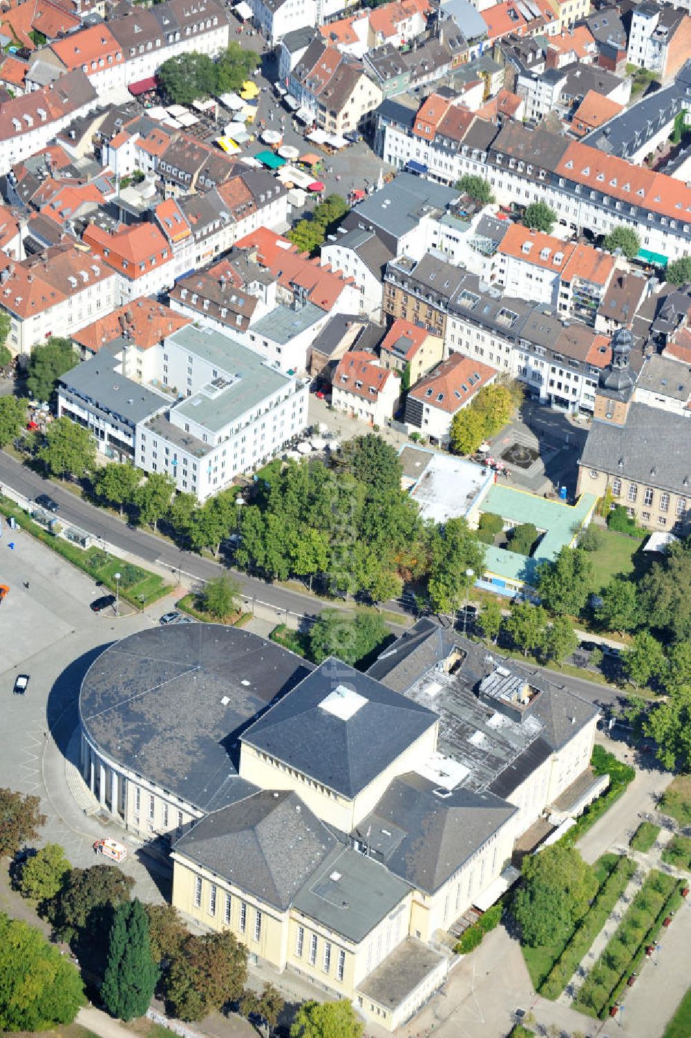 Luftaufnahme Saarbrücken - Sankt Johann mit Staatstheater in Saarbrücken