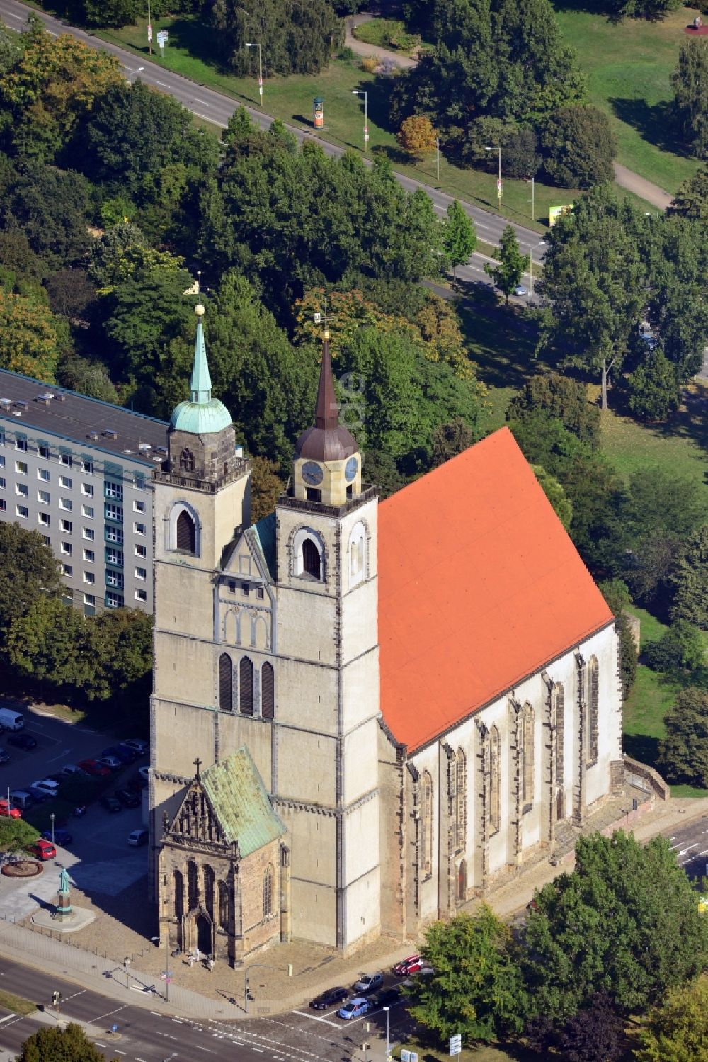 Magdeburg OT Altstadt aus der Vogelperspektive: Sankt-Johannis-Kirche im Ortsteil Altstadt in Magdeburg im Bundesland Sachsen-Anhalt