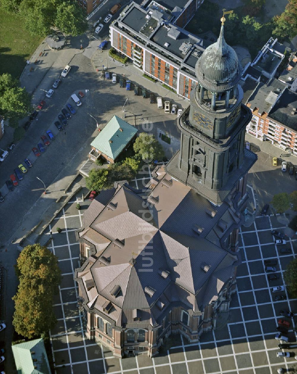 Hamburg aus der Vogelperspektive: Sankt Michaelis-Kirche Hamburg