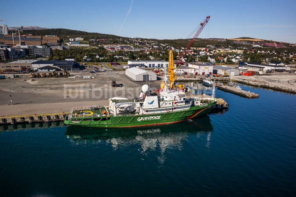 Luftbild Tromsö - Schiff - Spezialschiff Esperanza im Hafen in Tromsö in Norwegen