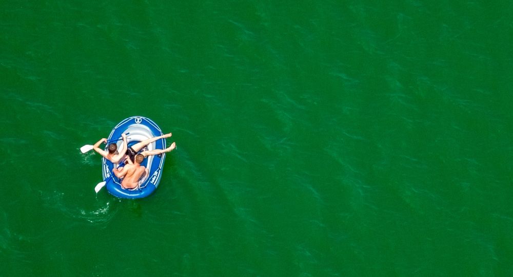Luftbild Haltern am See - Schlauchboot in Fahrt auf dem Silbersee II in Haltern am See im Bundesland Nordrhein-Westfalen, Deutschland