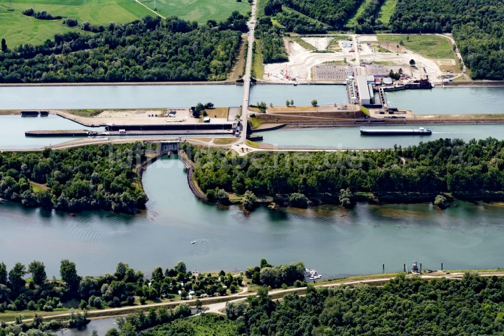 Luftbild Gerstheim - Schleusenanlagen am Ufer der Wasserstraße des Rhein und Grenze zu Frankreich in Gerstheim in Grand Est, Frankreich