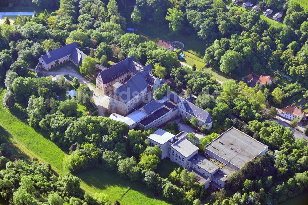Luftaufnahme Beichlingen - Schloss Beichlingen in der Straße des Friedens im Bundesland Thüringen